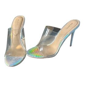 Women’s Aldo Vaycia Silver Holographic 4.5 inch Heels in Size 9
